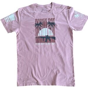 GRUNT STYLE 2022 CLUB MEMBER MENS MEDIUM “RANGE DAY, SUNS OUT GUNS OUT” TSHIRT